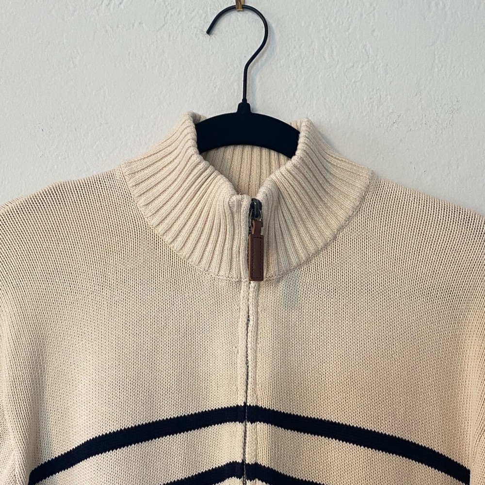 Brandy Melville Aleah Cream and Black  Zip-Up Sweater - Picture 4 of 10